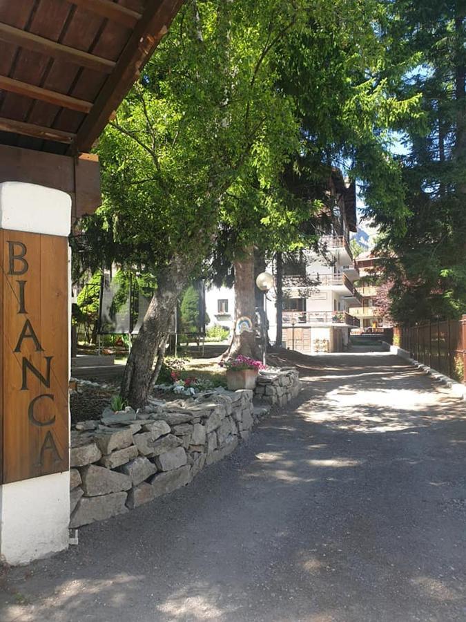 Pensione Bianca Bardonecchia Luaran gambar