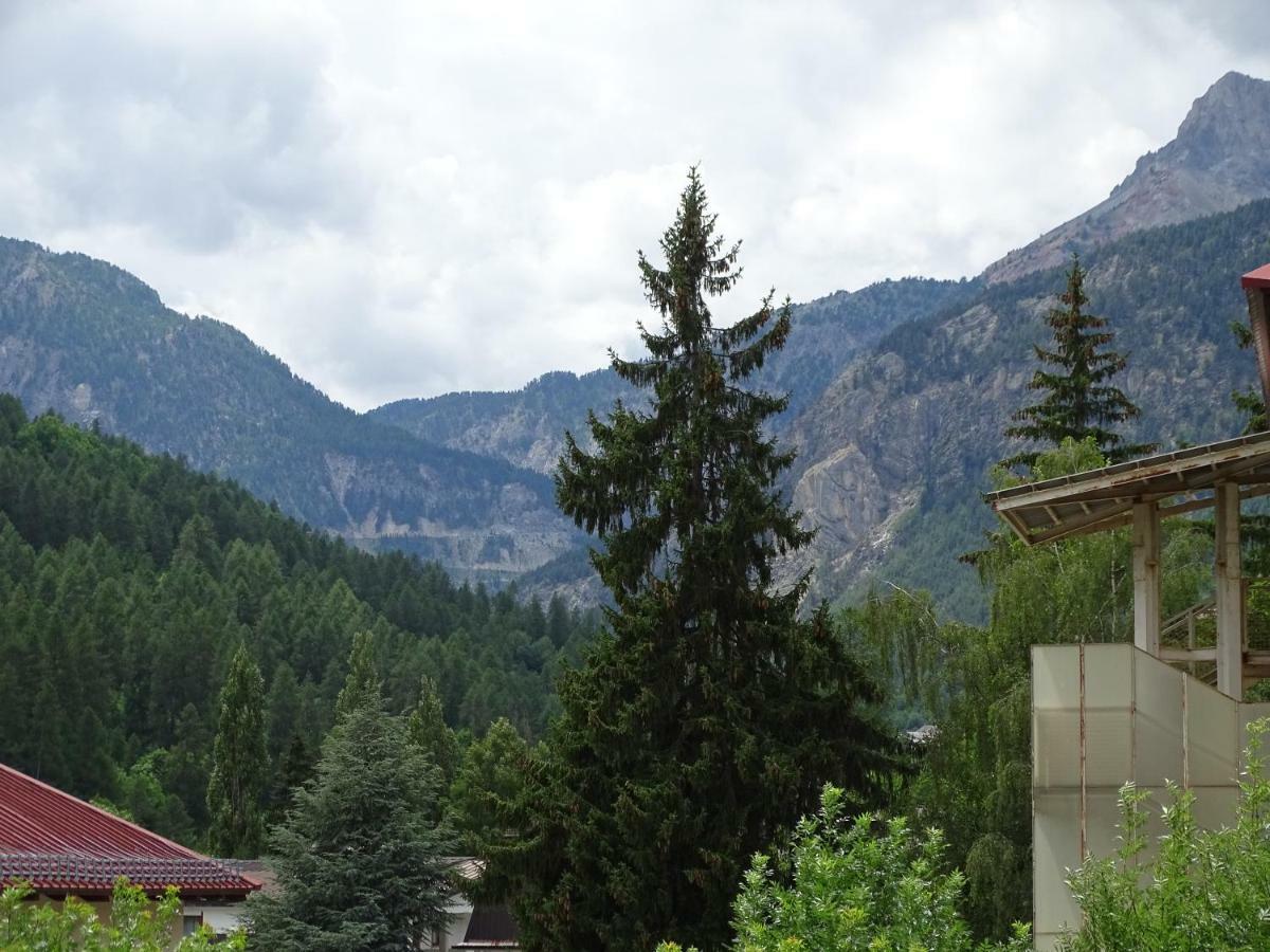 Pensione Bianca Bardonecchia Luaran gambar
